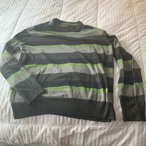 Eddie Bauer men’s lightweight sweater